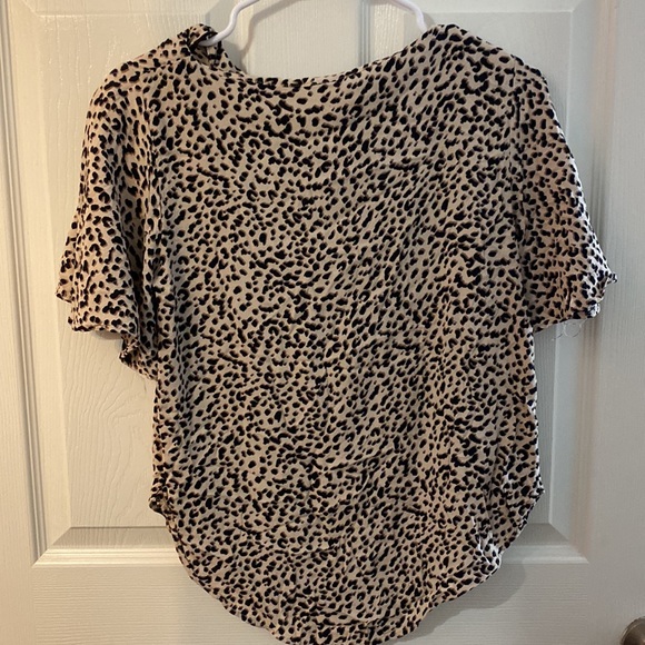 H&M cheetah top size 4 - Picture 2 of 2